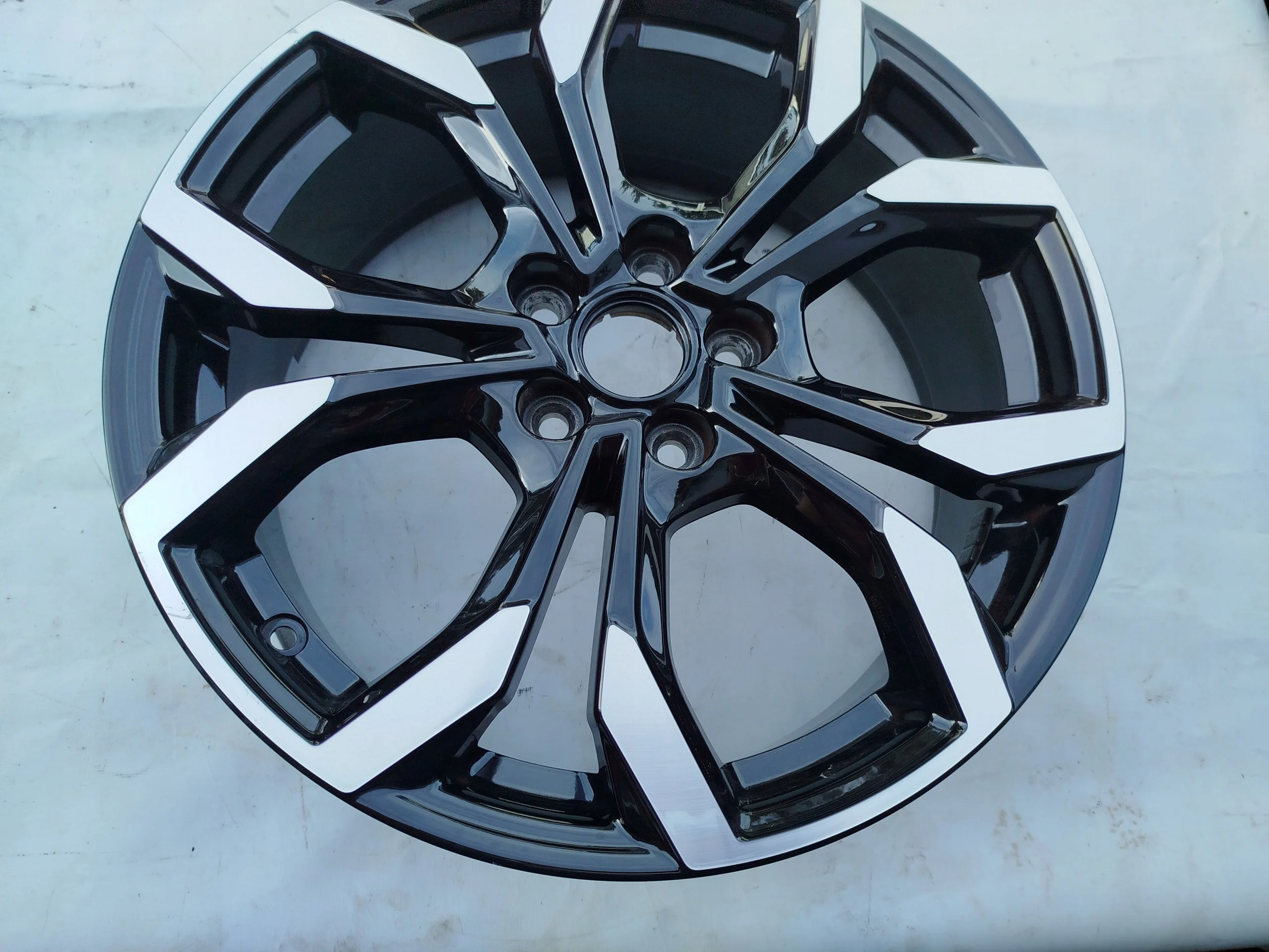 1x Alu Felge Ford Puma II Mk2 Aluminum rim 18.0 Zoll 7.0J 5x108 47,5ET