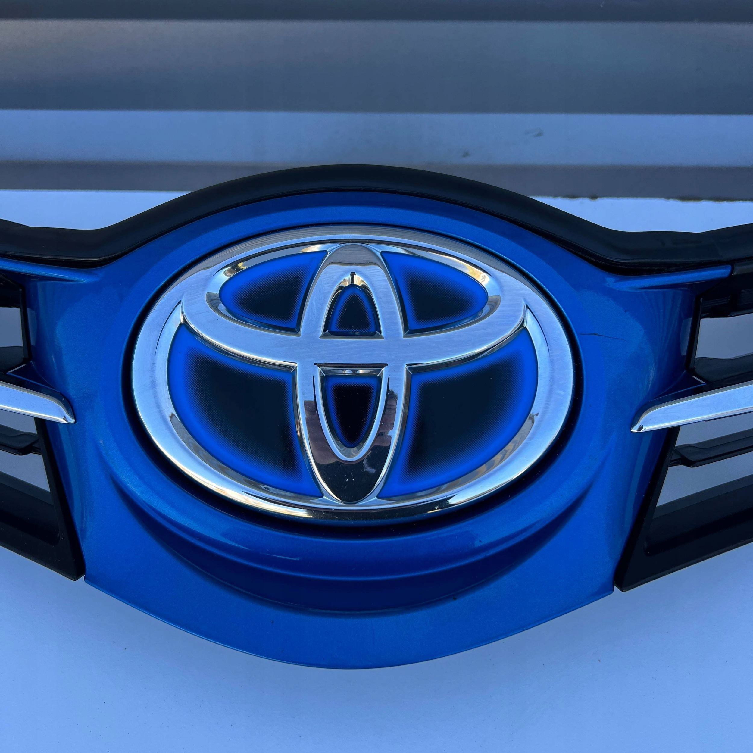 Grille de calandre Toyota Auris E150 GRILLE AVANT 5311402260 acheter
