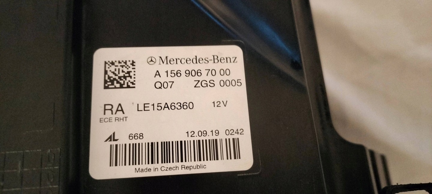 Frontscheinwerfer Mercedes-Benz GLA W156 A1569067000 Facelift Led Links