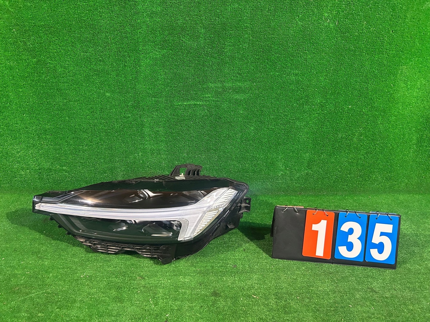 Foto 1 di 11