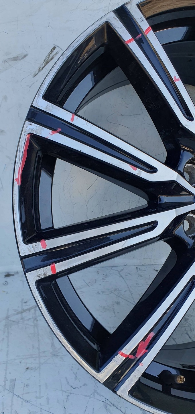 1x Alu Felge Volvo XC60 Aluminum rim 19 Zoll